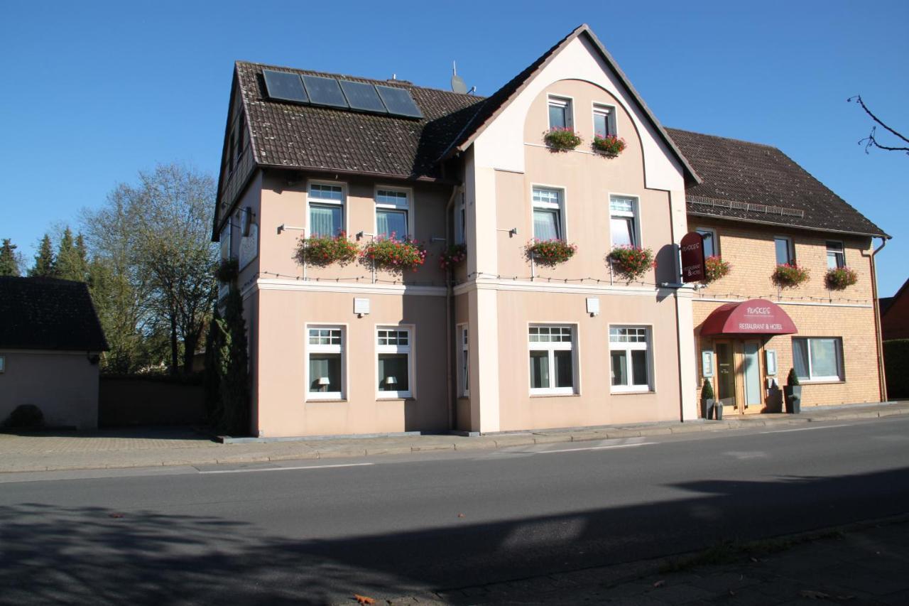 Buskes Hotel Steinfoerde Wietzendorf Exterior foto